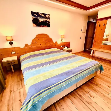 فندق Hotel Centrale
