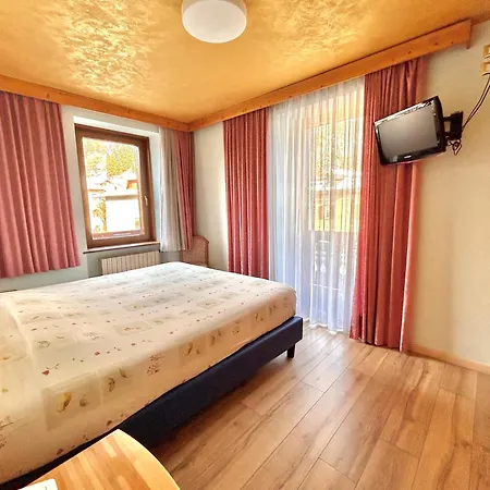 Hotel Centrale فندق 3*